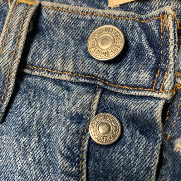 Levi’s Ribcage Straight High Rise Faded Blue Denim Jeans with Button Fly - Picture 17 of 17